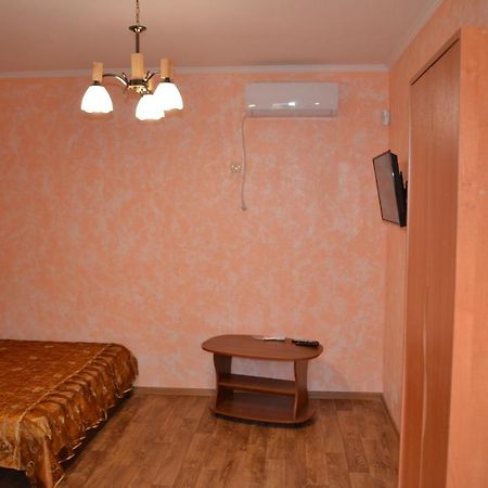 Мини-Отель Veravilla Chernomorsk Exterior foto